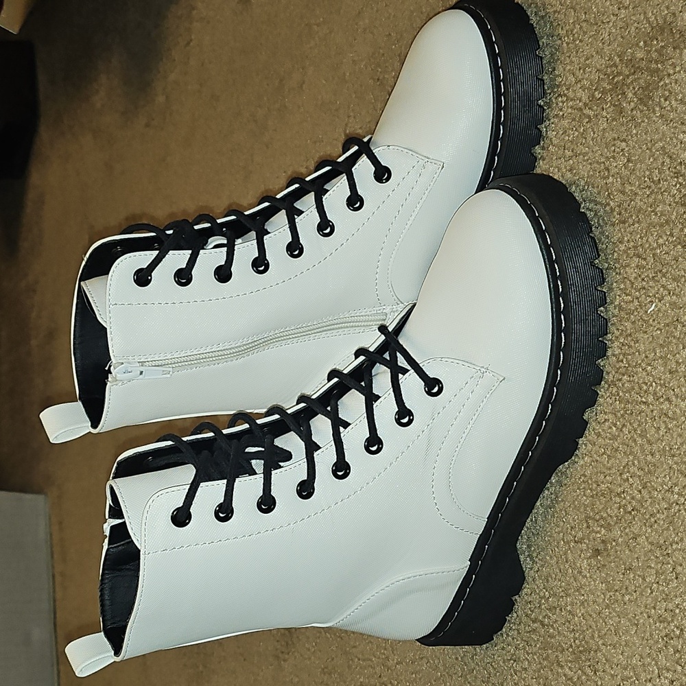 Forever 21 White Lace-Up Combat Boots